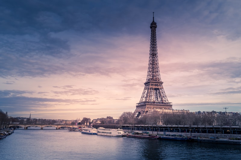 Paris postcard